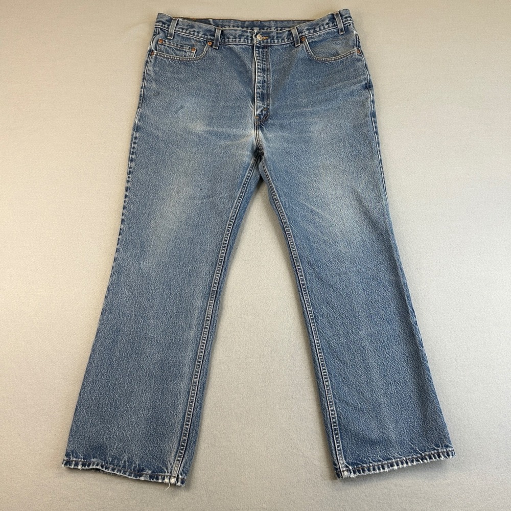 Vintage Levi's 517 Jeans Mens 44x32 (Fits‎ 41x30) Blue Denim Medium Wash Bootcut